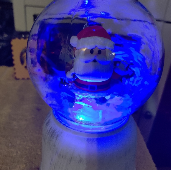 Santa Claus Snow globe handmade personalized - Picture 4 of 5